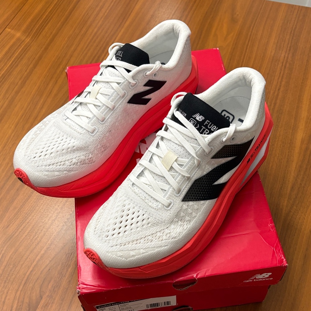 New Balance Men's Supercomp Trainer V3